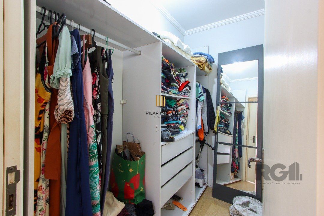 Casa 2 dormitórios no bairro Hípica