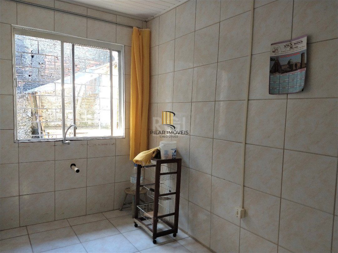 Casa para Venda - 81m², 2 dormitórios, 4 vagas - Vila Nova