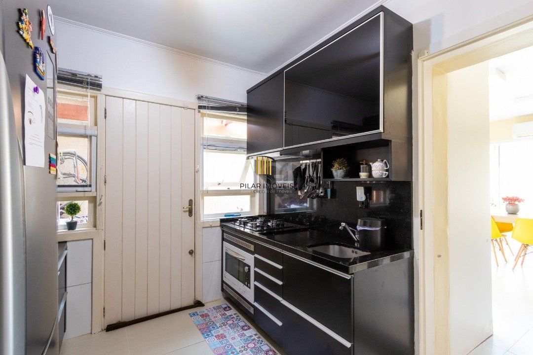 Casa Condominio para Venda - 102.9m², 3 dormitórios, sendo 1 suites, 2 vagas - Camaquã