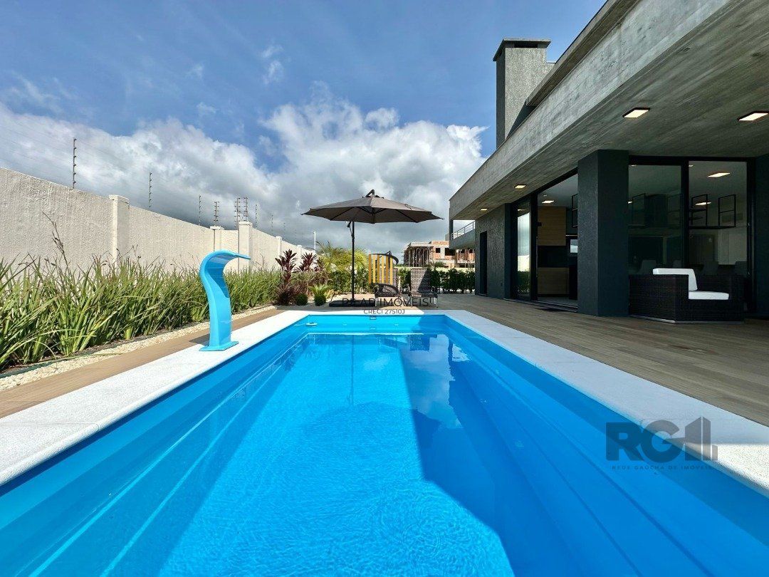 Casa de Condomínio 5 dormitórios no bairro Praia da Conceição