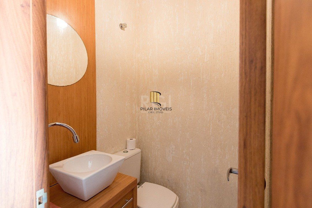 Casa Condominio para Venda - 262.98m², 3 dormitórios, sendo 1 suites, 2 vagas - Imperial Parque