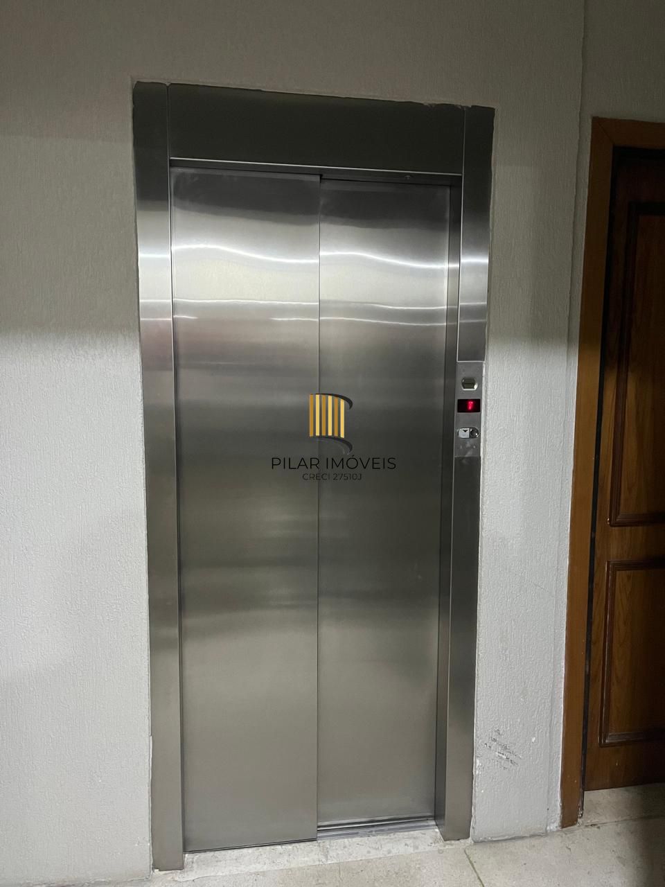 Apartamento  REFORMADO e MOBILIADO em ótima localização!!!