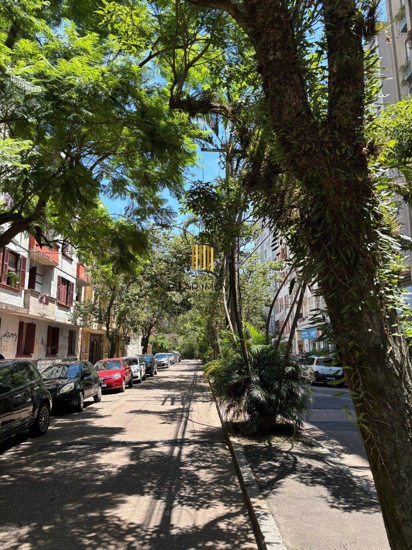 apartamento JK em otimo estado de conservação , prédio com elevador .