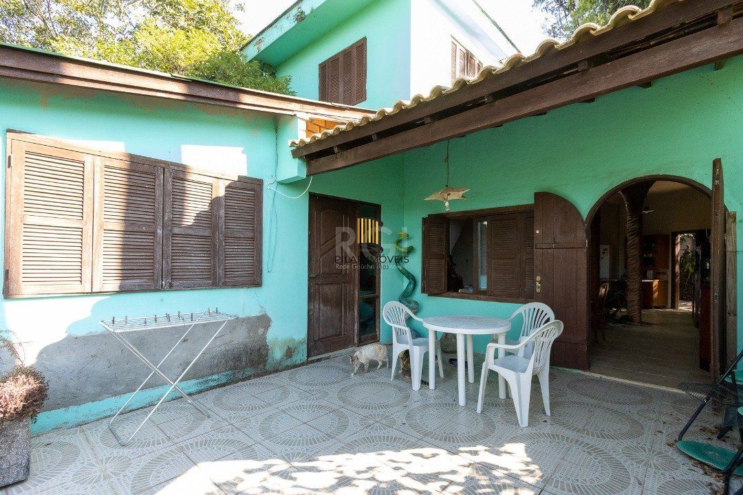 Casa 3 dormitórios no bairro Belém Novo