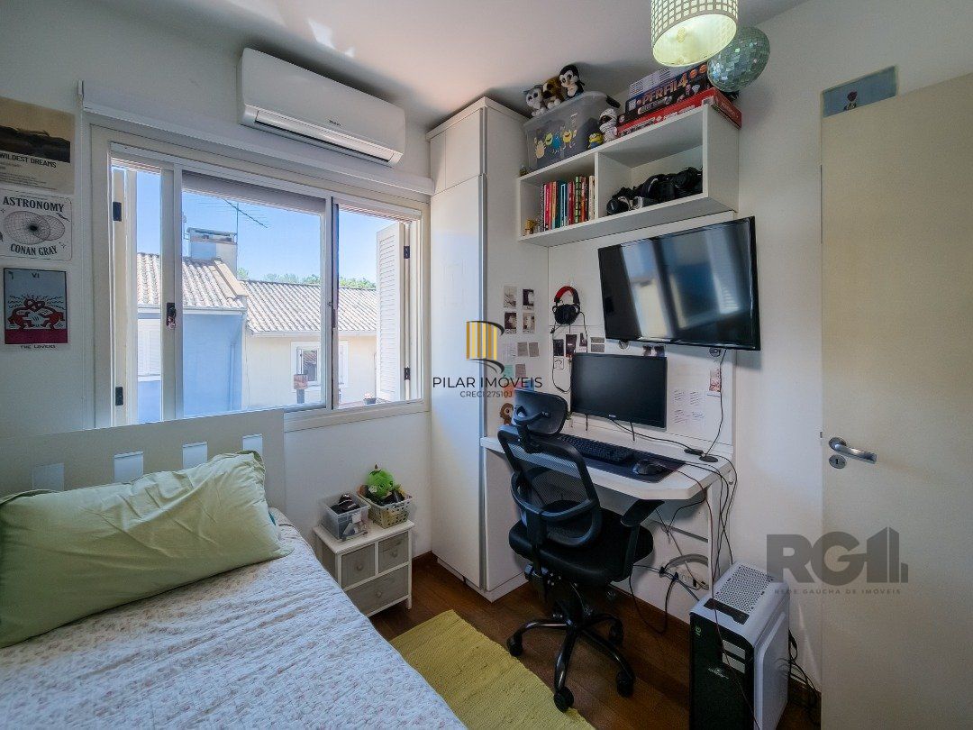 Casa de Condomínio 3 dormitórios no bairro Vila Nova