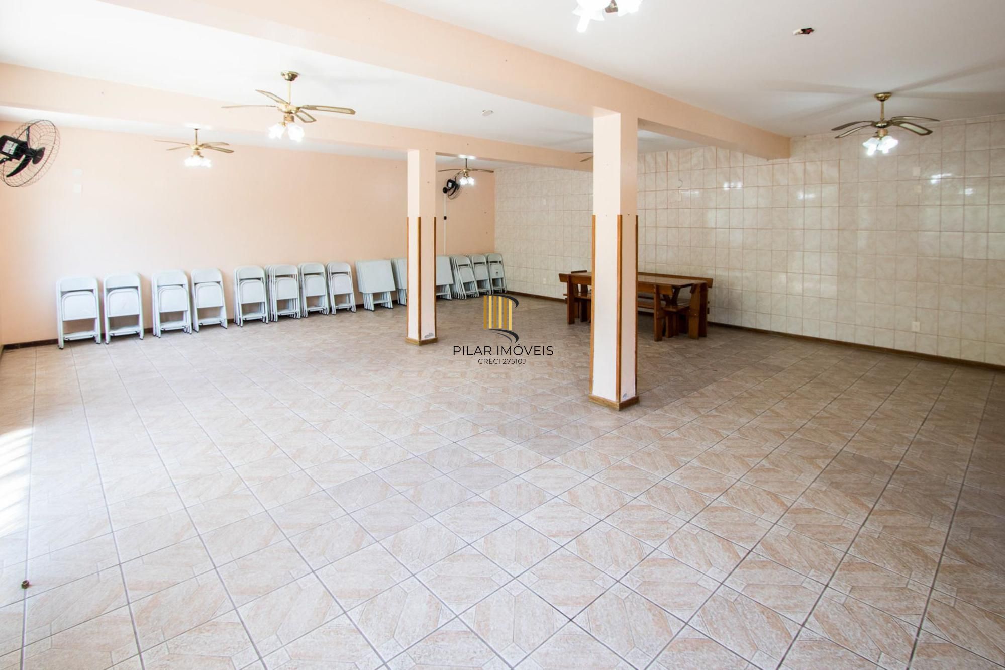 Apartamento 2 dormitórios no bairro Cristal