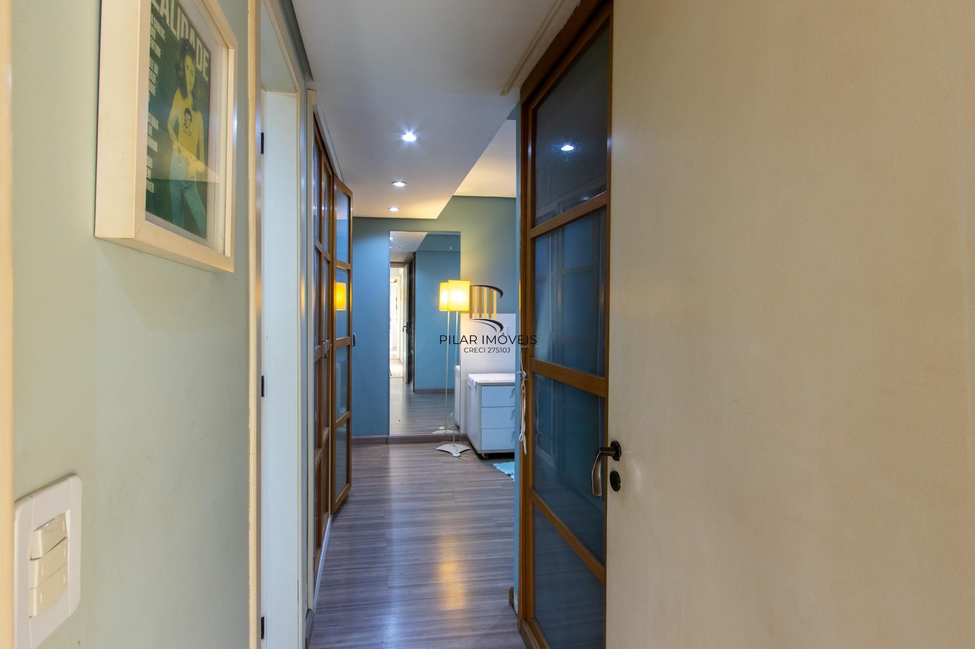 Luagge vende Ap 3 Dorm. de frente para o Marinha.
