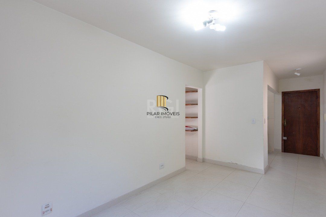 Apartamento para Venda - 46m², 1 dormitório, 1 vaga - Mont Serrat