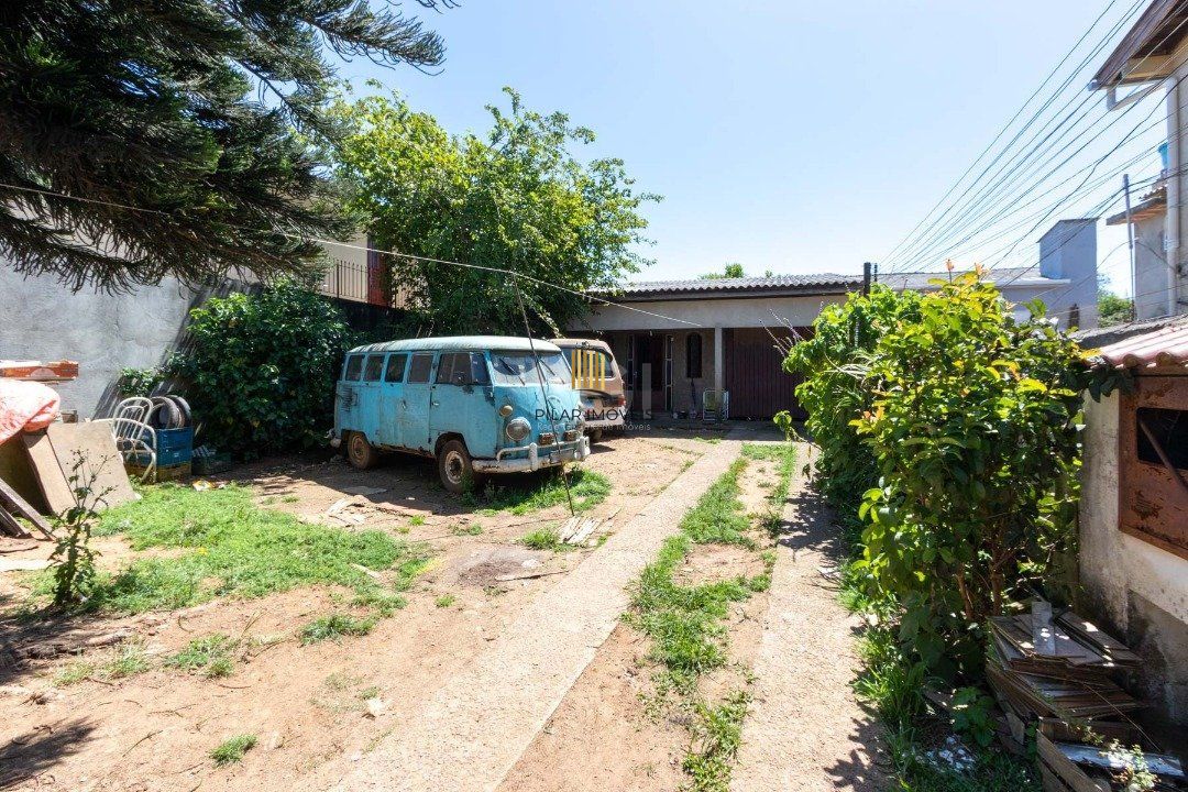 Casa para Venda - 2200m², 3 dormitórios, Lomba do Pinheiro