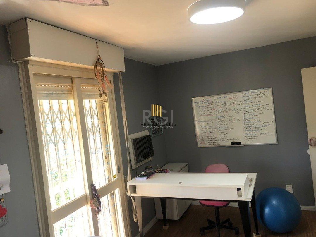Casa Condominio para Venda - 98.4m², 3 dormitórios, sendo 1 suites, Cristal