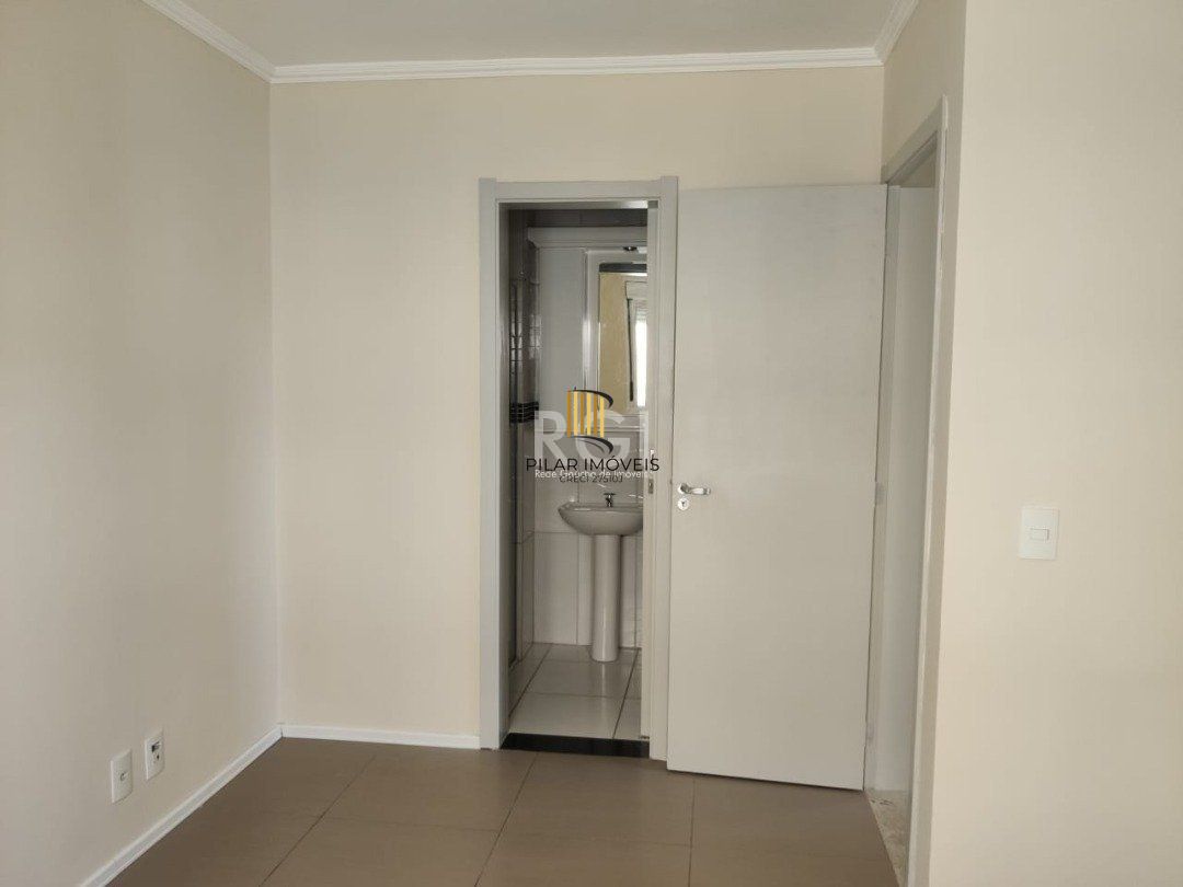 Apartamento para Venda - 61m², 3 dormitórios, sendo 1 suites, 1 vaga - Cristal
