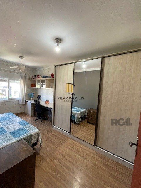 Casa Condomínio para Venda - 200m², 3 dormitórios, sendo 1 suite, 3 vagas - Aberta dos Morros