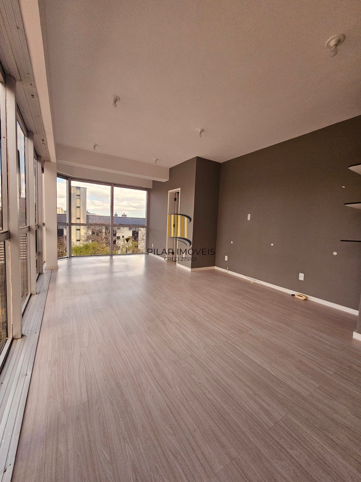 Sala comercial na Dona Laura