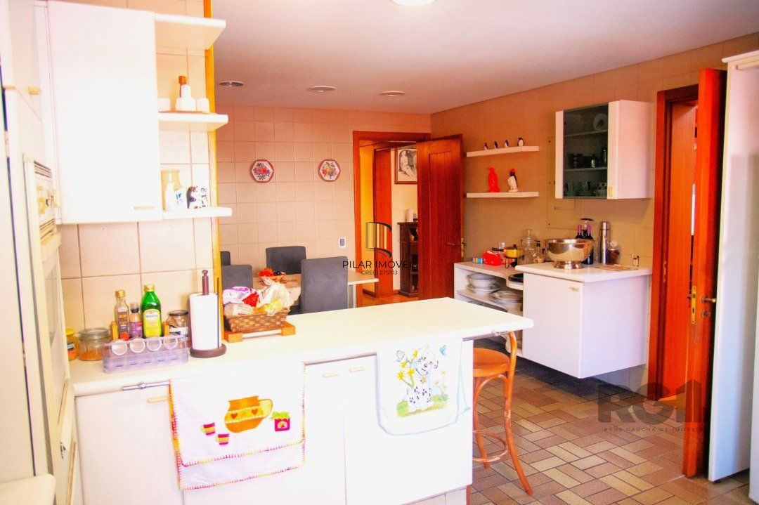 xcelente cobertura, 3 dormitórios, 1 suíte, (atualmente 3, ampliada suíte do casal),