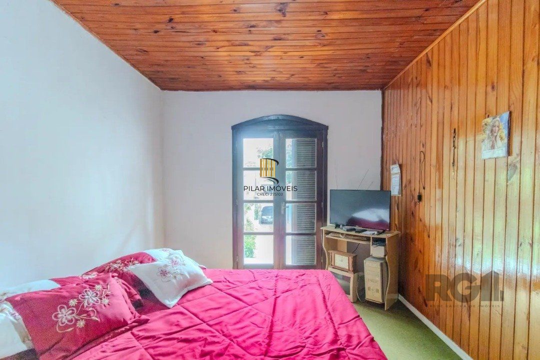 Casa para Venda - 251m², 5 dormitórios, 3 vagas - Nonoai