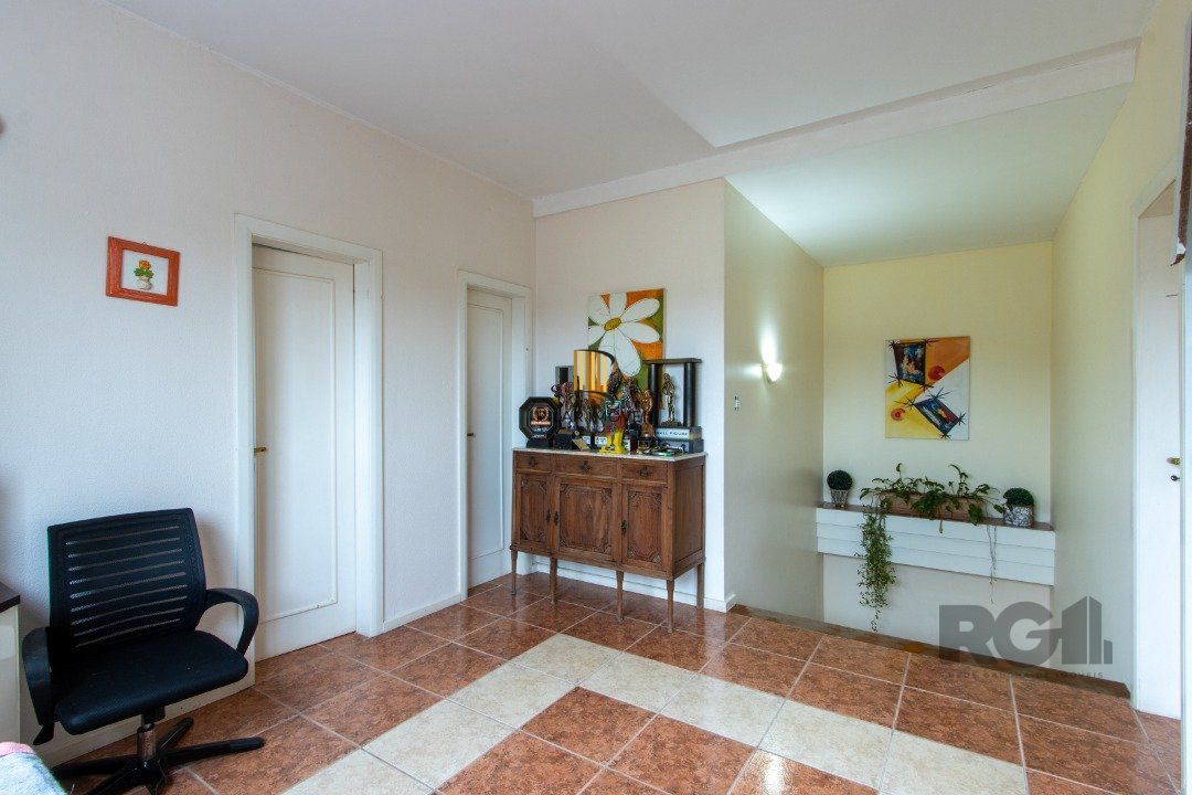 Casa para Venda - 167.4m², 4 dormitórios, sendo 2 suites, Ipanema