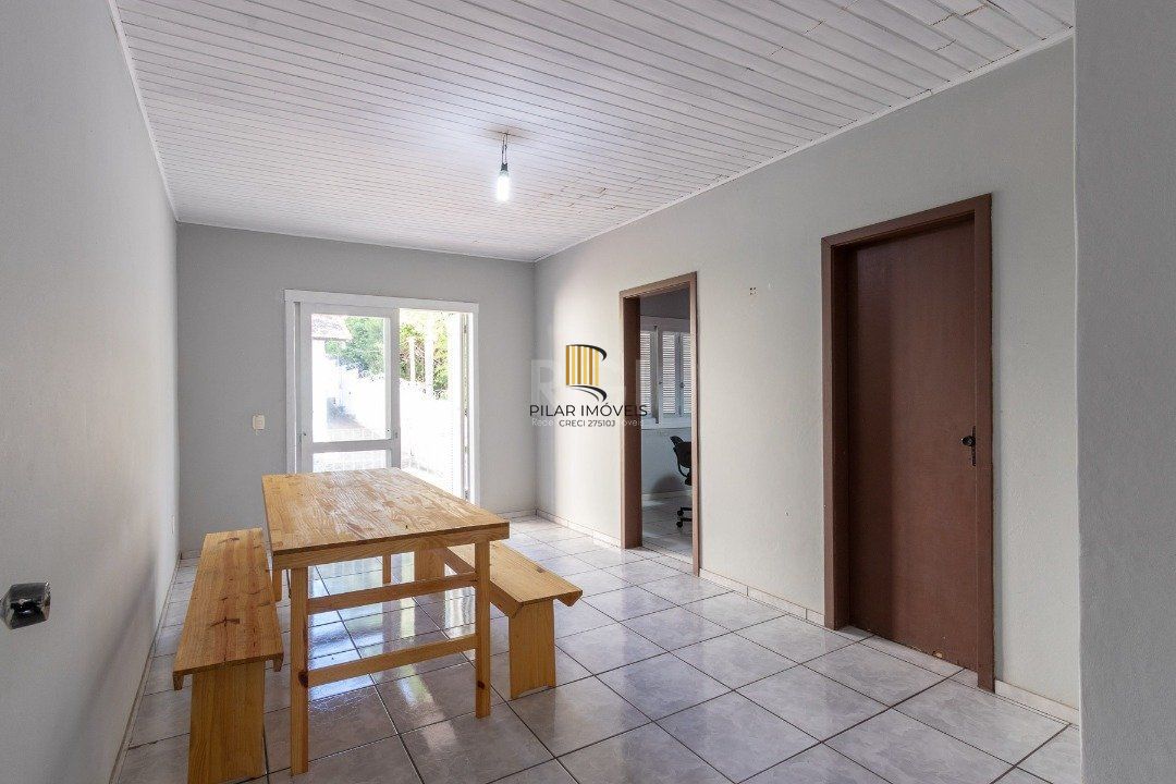 Casa para Venda - 199.62m², 5 dormitórios, 15 vagas - Tristeza