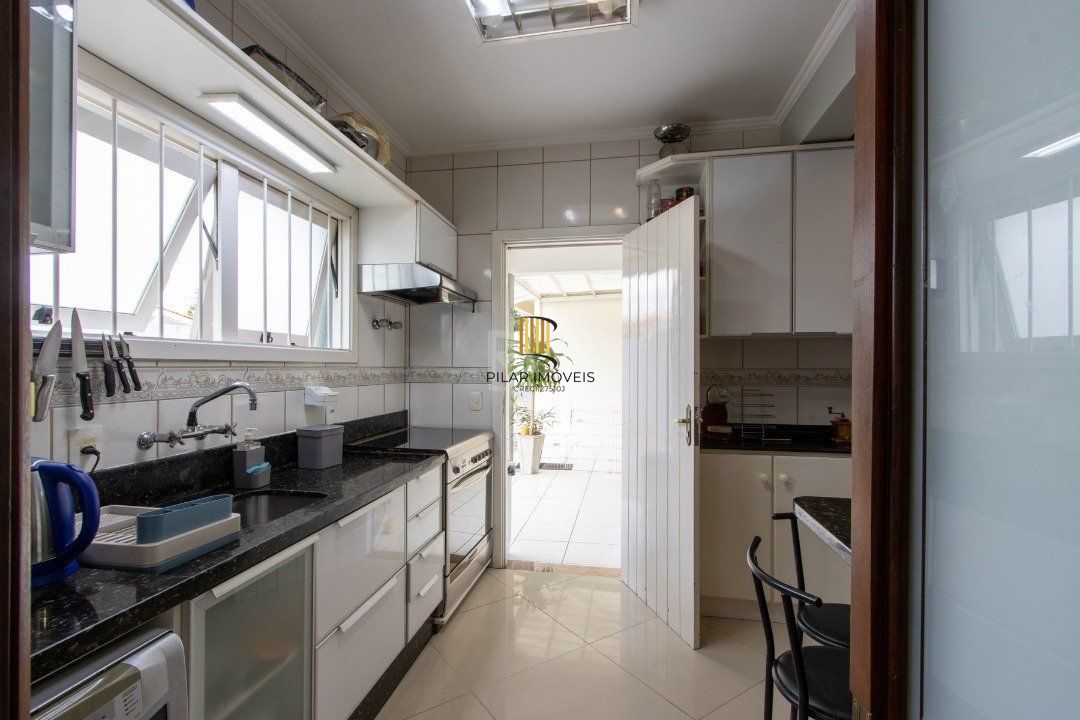 Casa de Condomínio 3 dormitórios no bairro Tristeza
