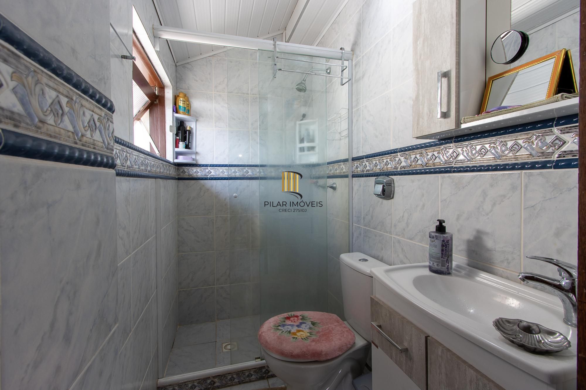 **Casa de 05 dormitórios, 03 suítes, 06 Banheiros, com 315,10m² privativos na Vila Conceição, Porto Alegre, RS**