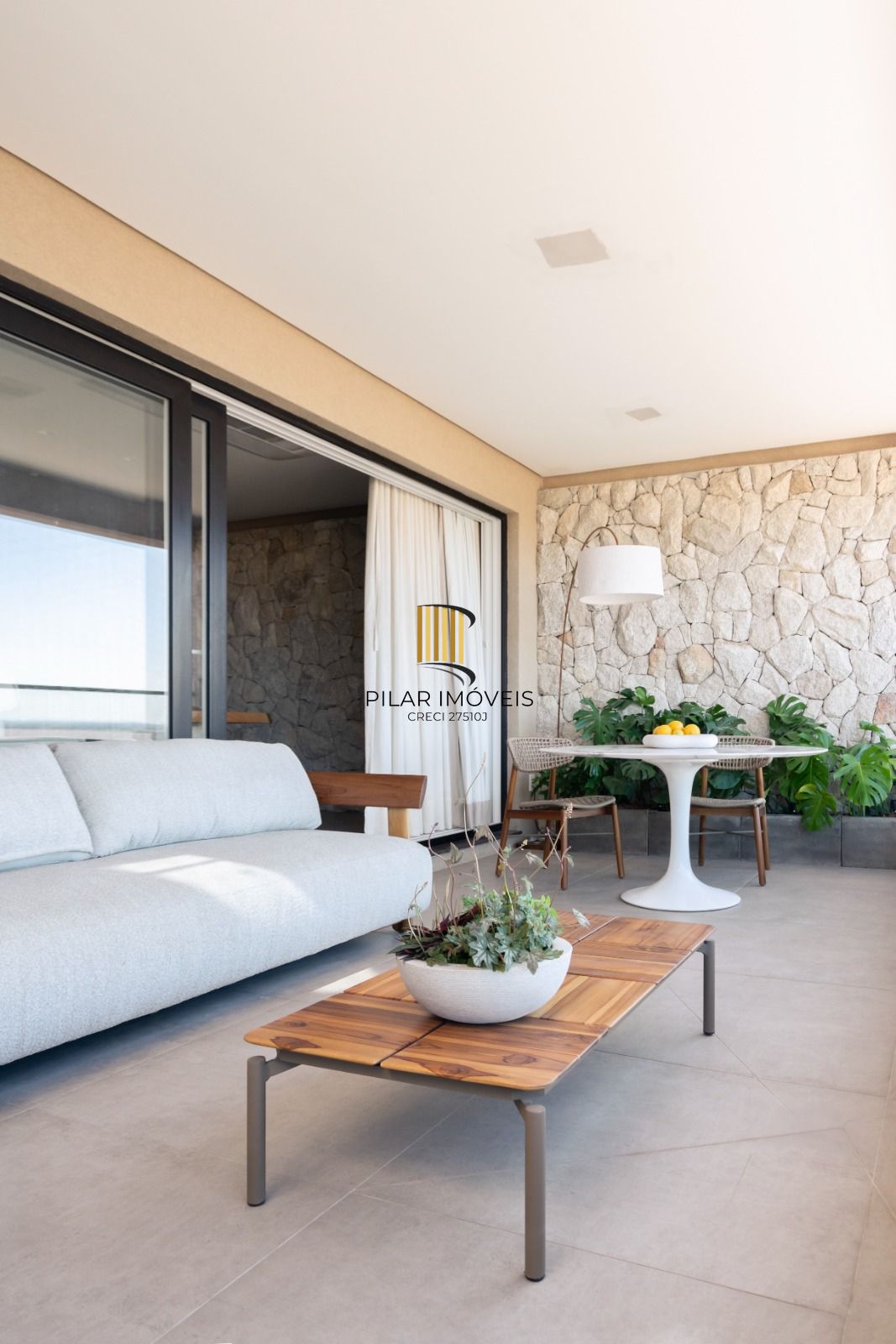 Cobertura para Venda - 483.85m², 3 dormitórios, sendo 3 suites, 4 vagas - Vila Assunção