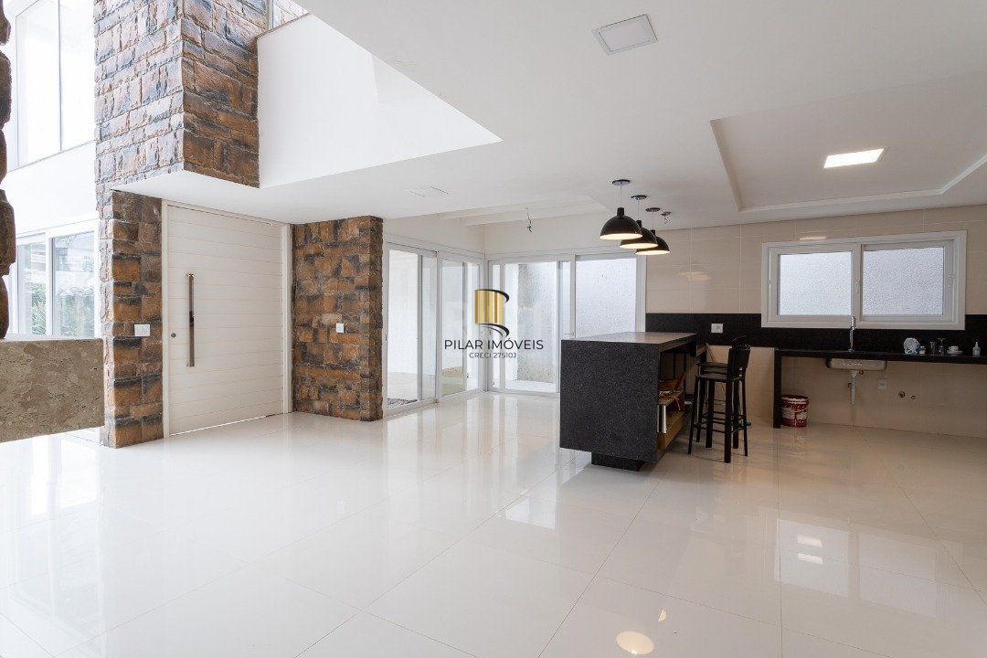 Casa Condominio para Venda - 294.3m², 5 dormitórios, sendo 5 suites, 4 vagas - Terra Ville