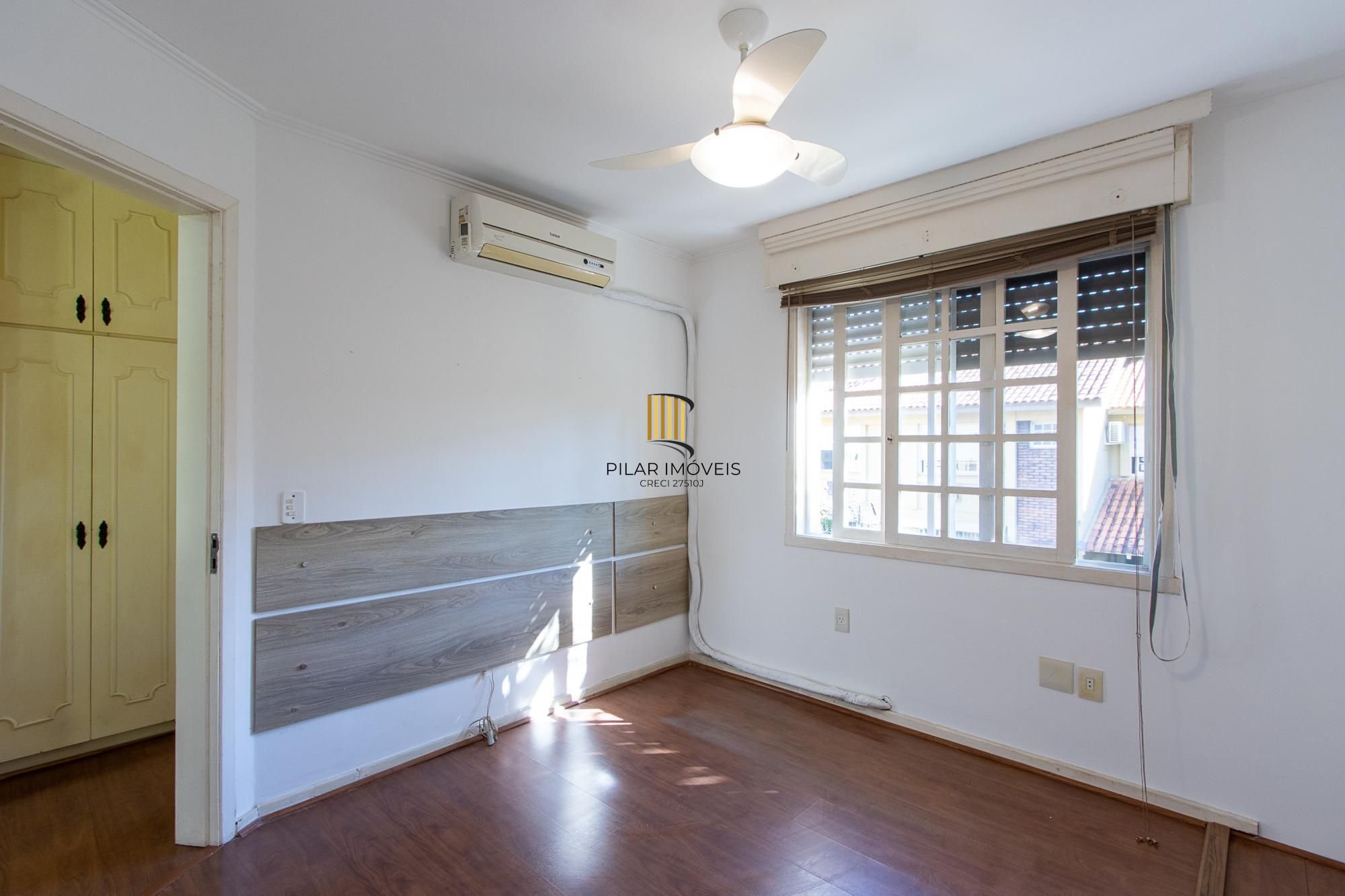 Casa condomínio, no bairro Tristeza, 175,17m² área privativa,03 dormitórios 01 suíte e 02 vagas!