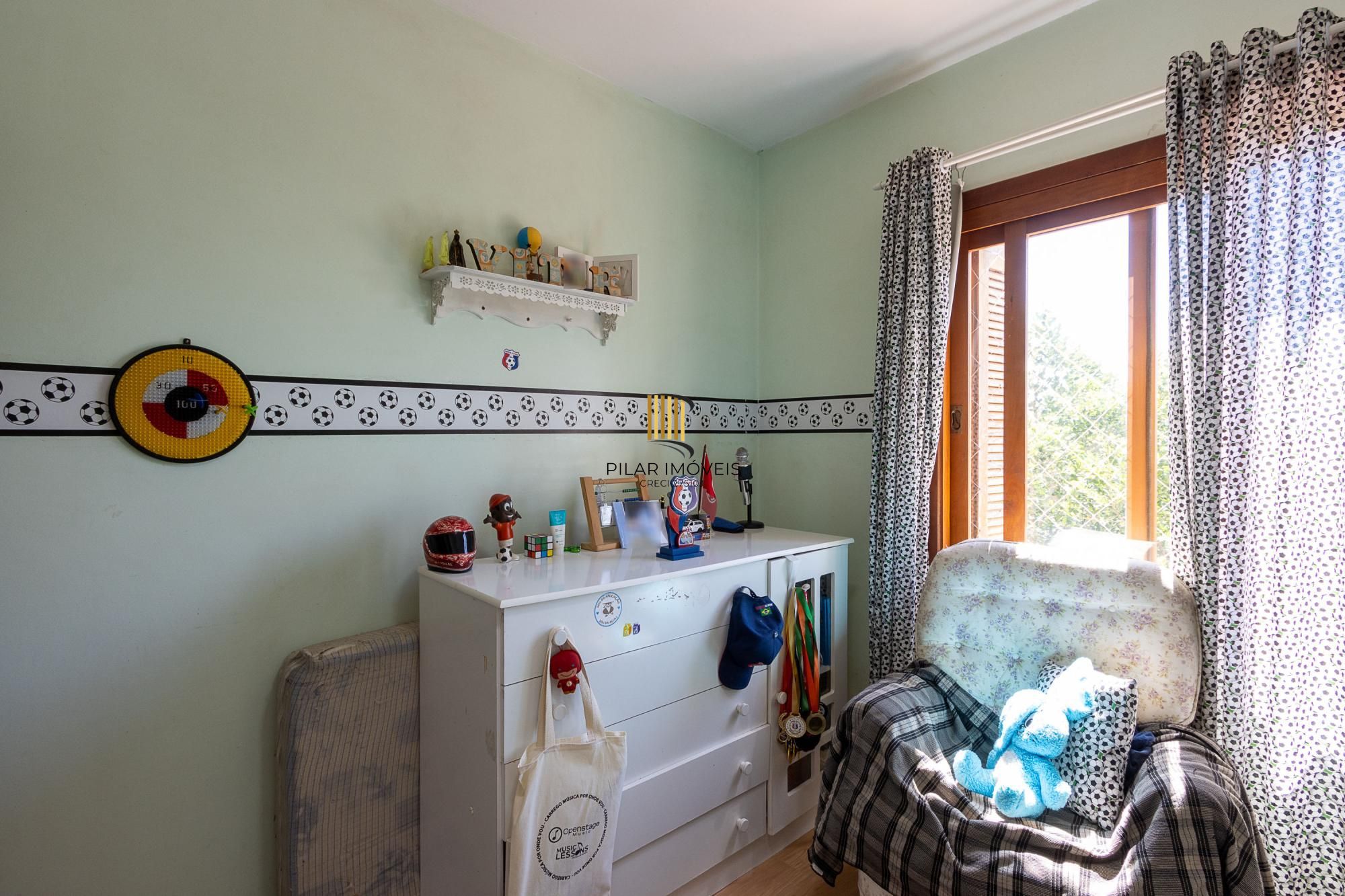 **Imóvel Espetacular em Condomínio Fechado em Ipanema, Porto Alegre**