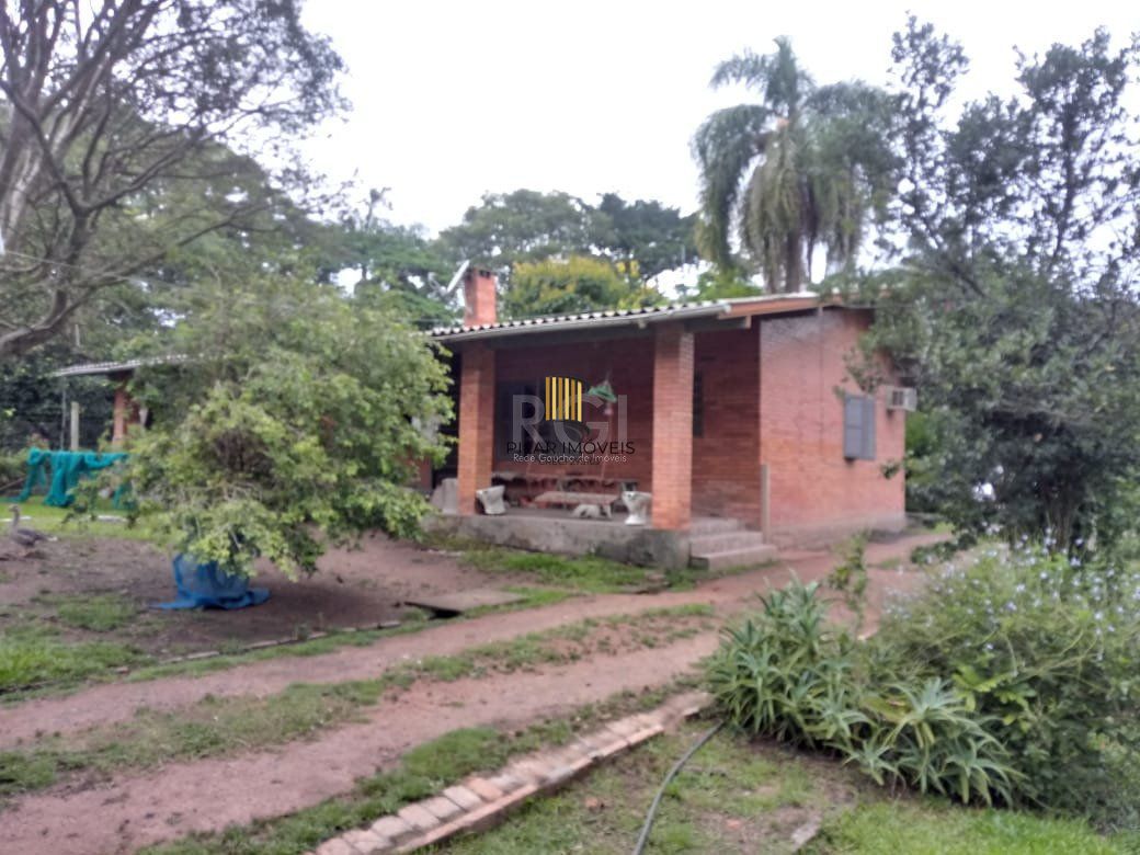 Sítio para Venda - 13725m², 2 dormitórios, sendo 2 suites, 4 vagas - Ponta Grossa