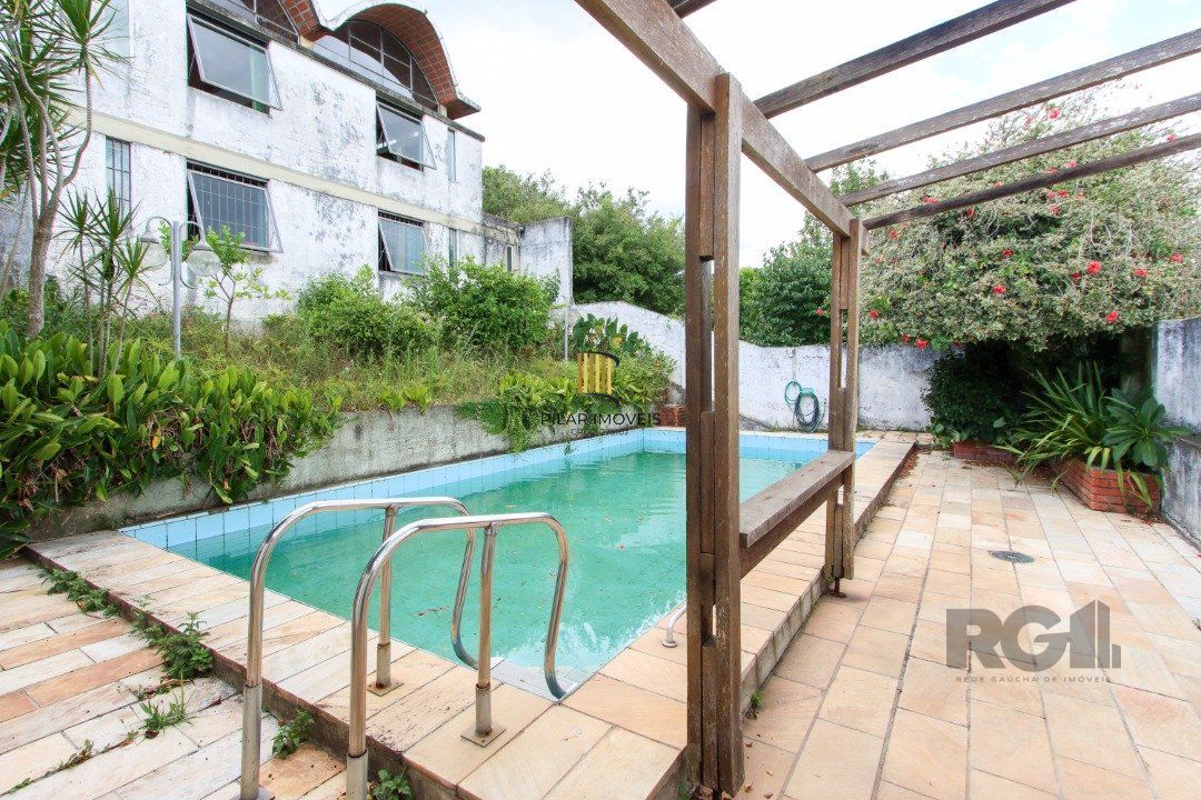 Casa para Venda - 393m², 4 dormitórios, sendo 2 suites, 4 vagas - Ipanema