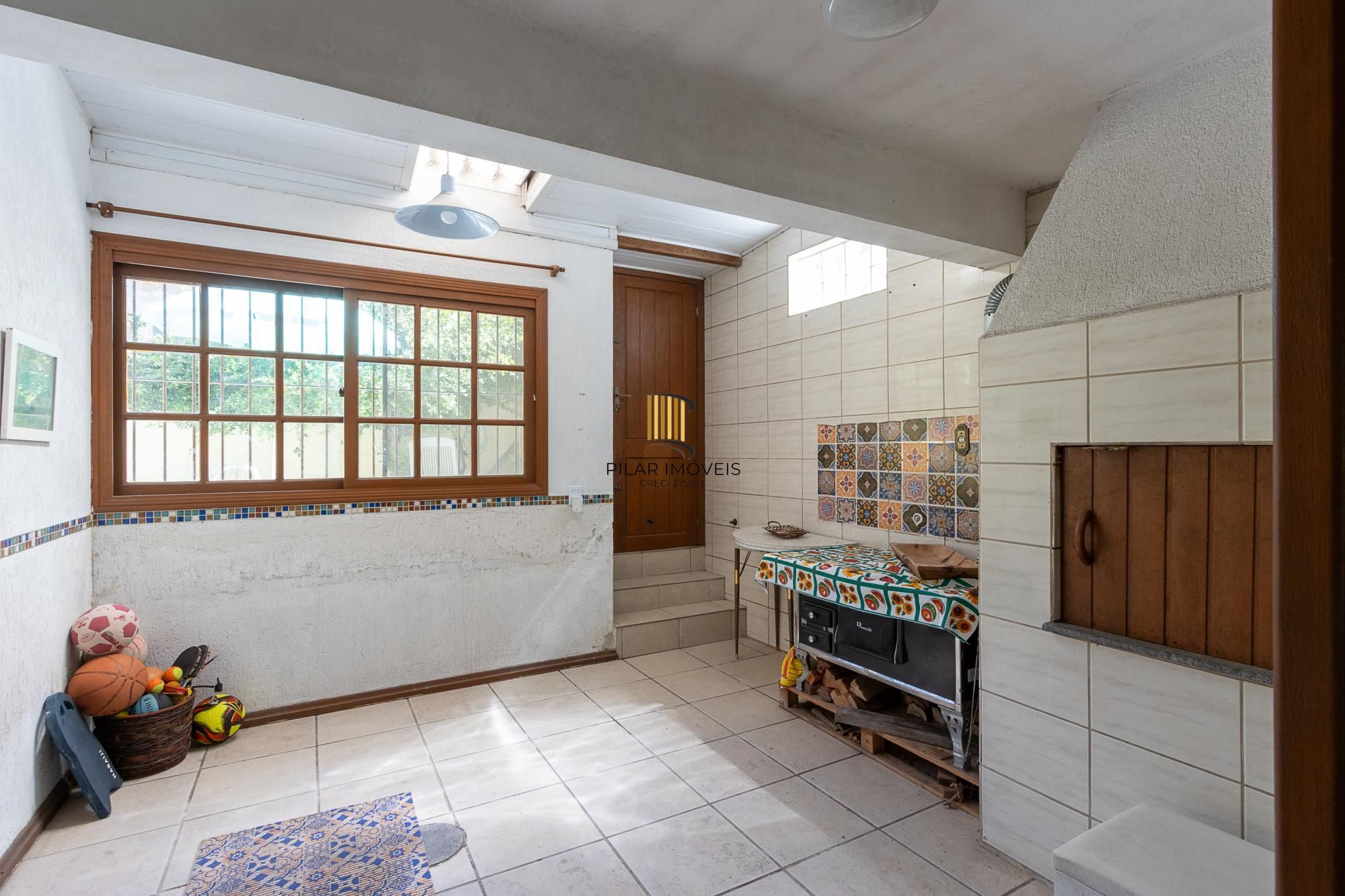 Casa 3 dormitórios no bairro Espírito Santo