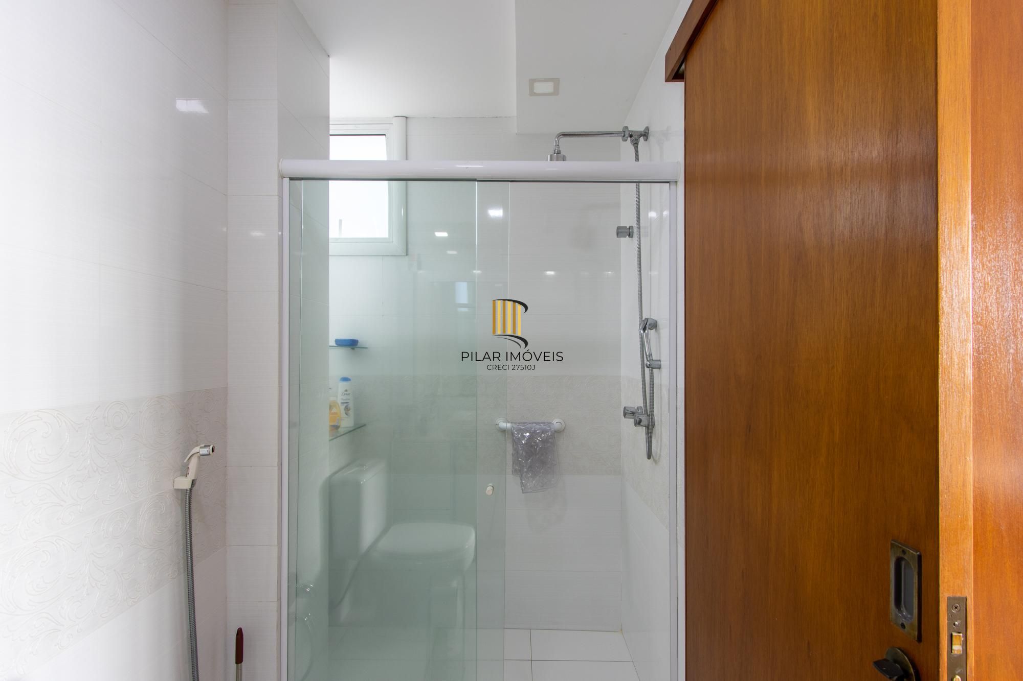 Casa 4 dormitórios com elevador