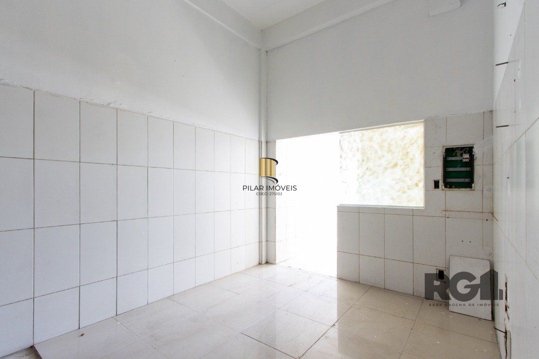 Loja para venda no bairro São João, com 160,50 m², 02 banheiros