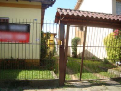 Casa para Venda - 200m², 3 dormitórios, sendo 1 suites, 14 vagas - Cavalhada