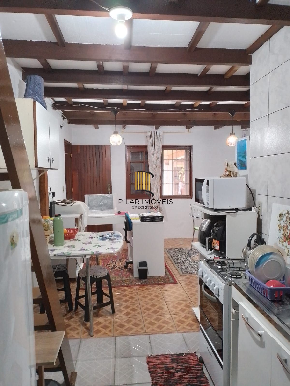 Casa 4 dormitórios no bairro Vila Nova