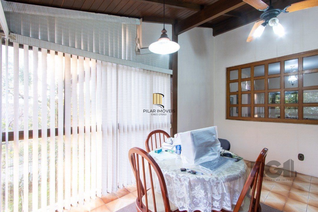 Casa 4 dormitórios no bairro Cristal