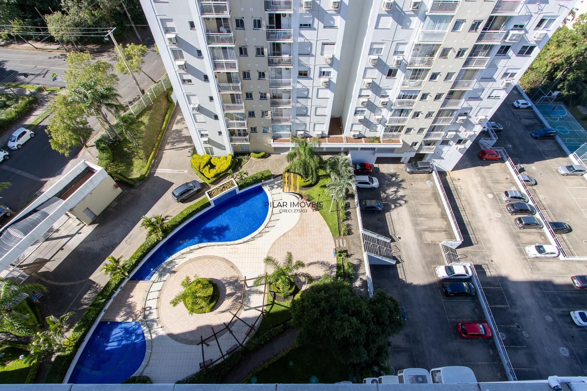 Apartamento, 2 dormitórios e 1 vaga, bairro Jardim Carvalho.