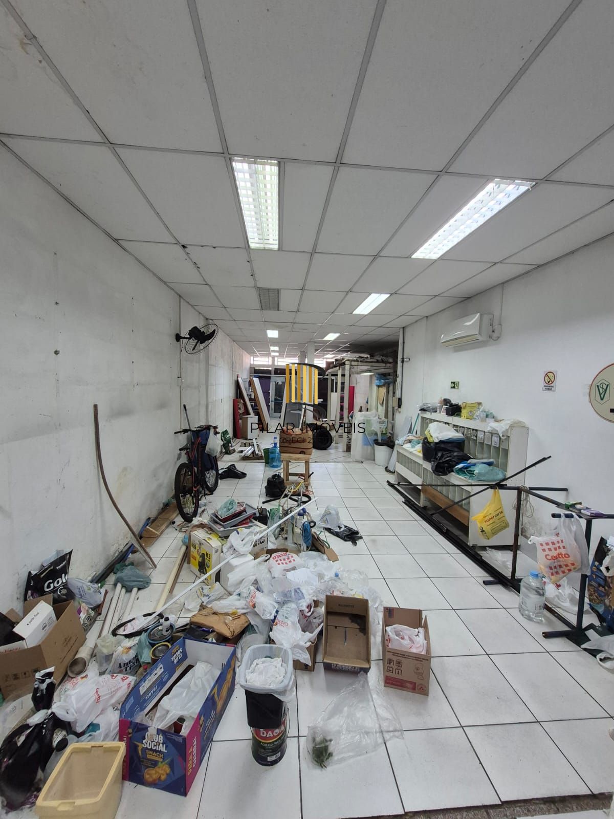 Ponto Comercial 1 dormitório no bairro Cavalhada