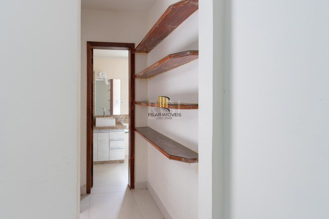 Apartamento para Venda - 46m², 1 dormitório, 1 vaga - Mont Serrat