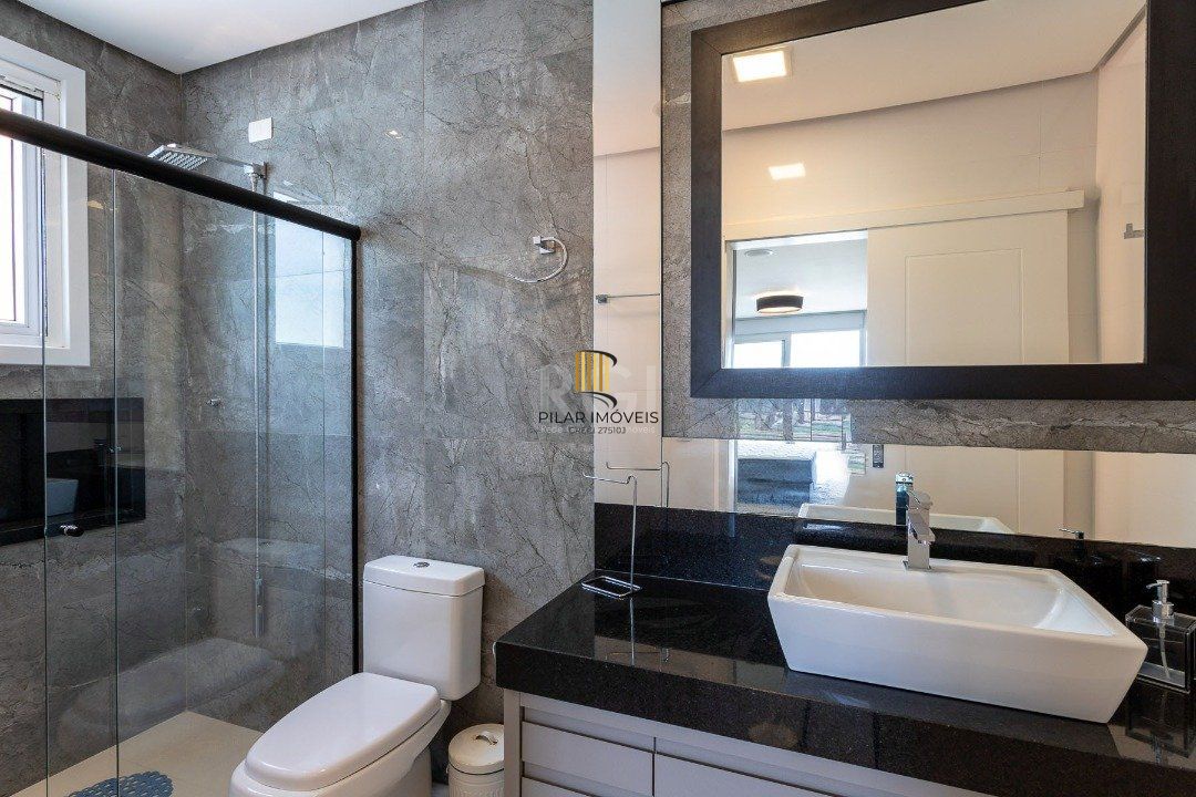 Casa Condominio para Venda - 519m², 4 dormitórios, sendo 4 suites, 2 vagas - Sans Souci