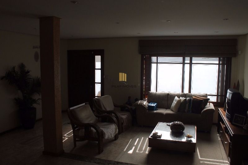 Casa para Venda - 290.67m², 4 dormitórios, sendo 1 suites, 4 vagas - Camaquã