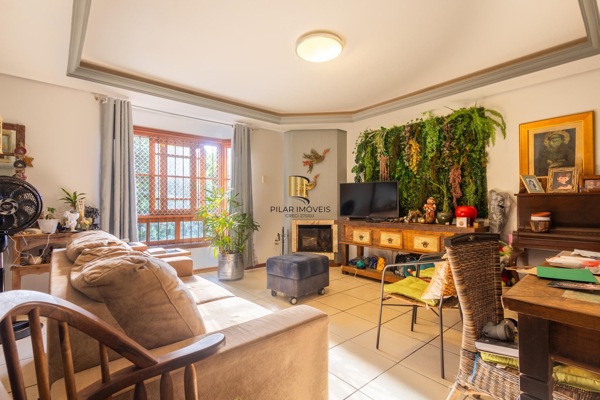 Excelente casa com 214m² privativos na Rua Dona Paulina - Bairro Tristeza!