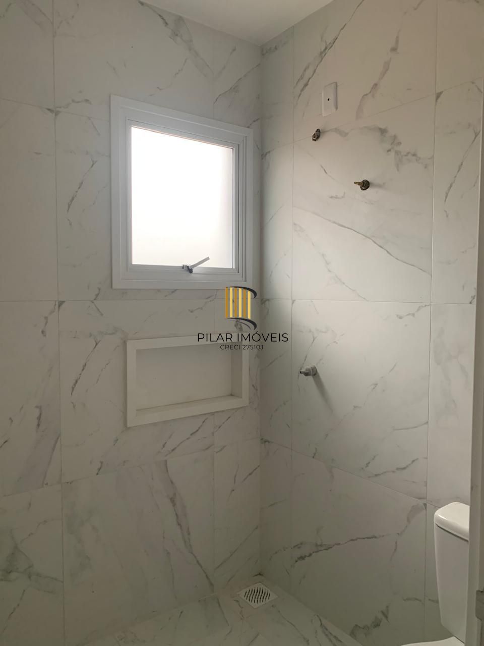 Casa em condomínio com 2 dormitórios no Centro de Viamão