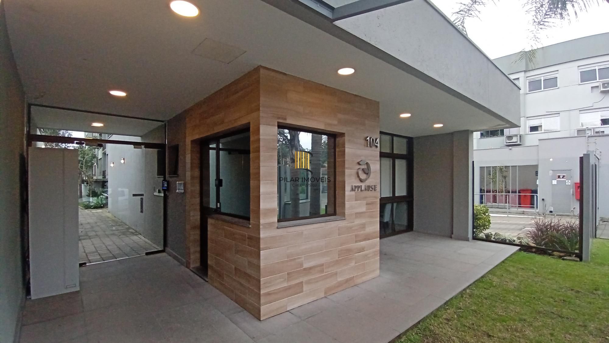 Apartamento com 3 dormitórios e 2 vagas, no bairro Ipanema