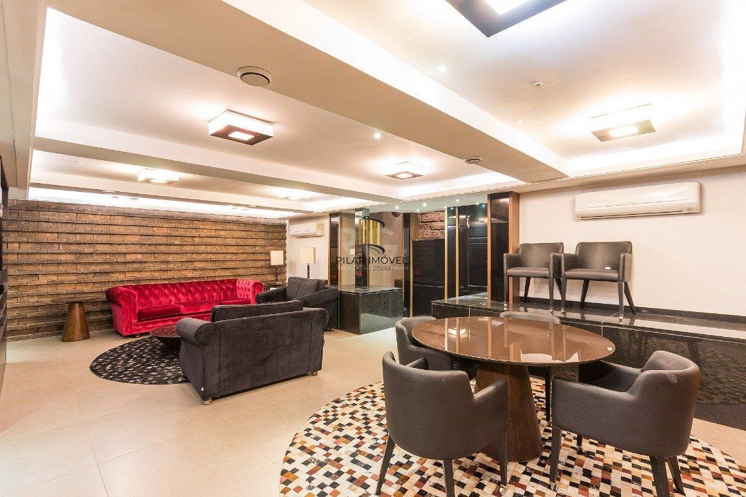 Casa Condominio para Venda - 380m², 3 dormitórios, sendo 3 suites, 4 vagas - Pedra Redonda
