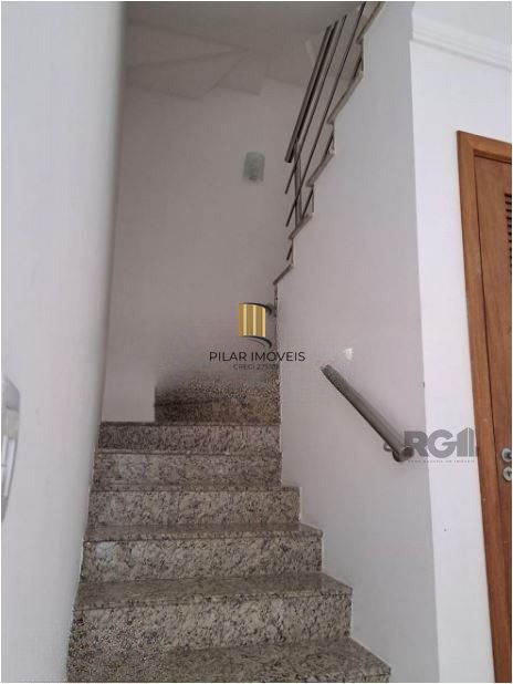 Casa 3 dormitórios no bairro Costa e Silva
