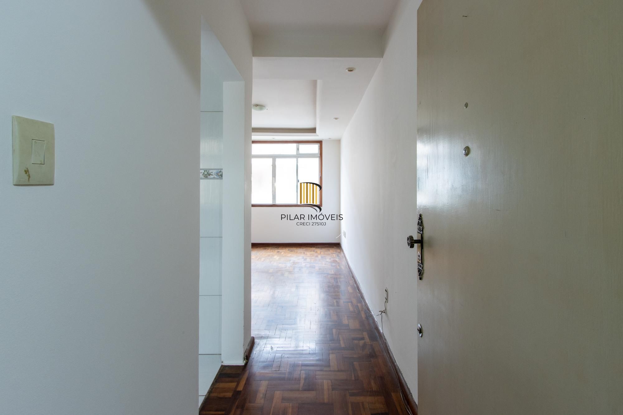 Apartamento com 2 dormitórios por 200.000,00