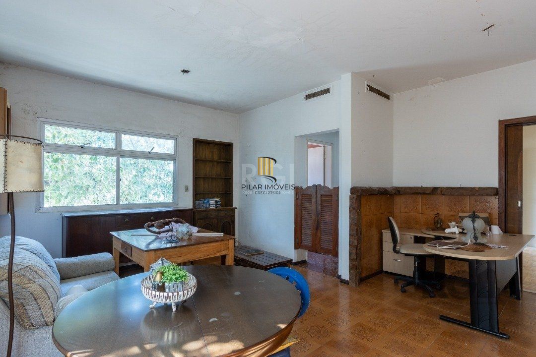 Casa Comercial no bairro Tristeza