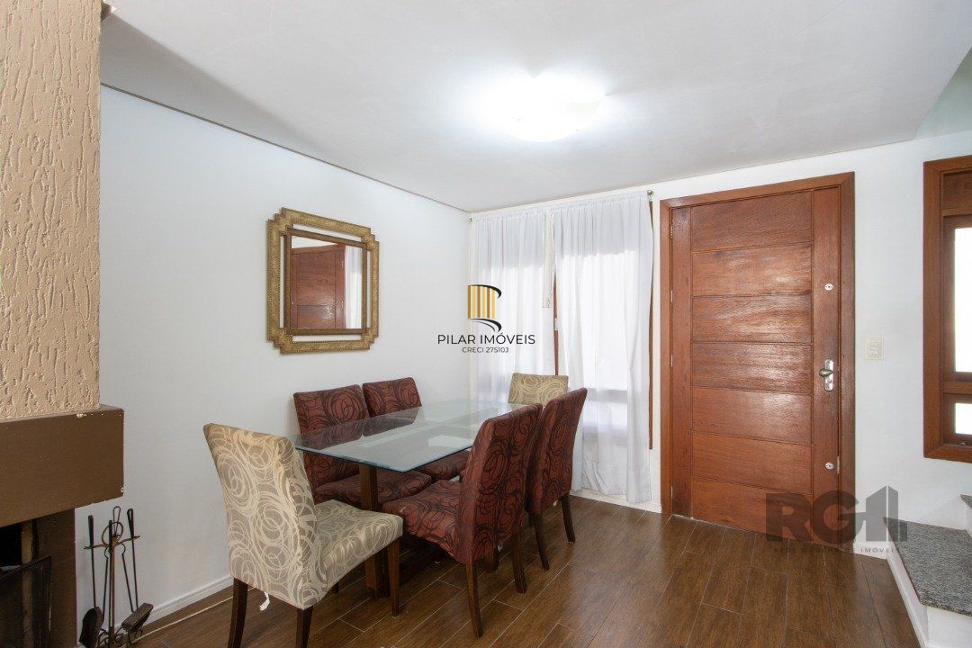 Casa para Venda - 135m², 3 dormitórios, sendo 1 suites, Hípica