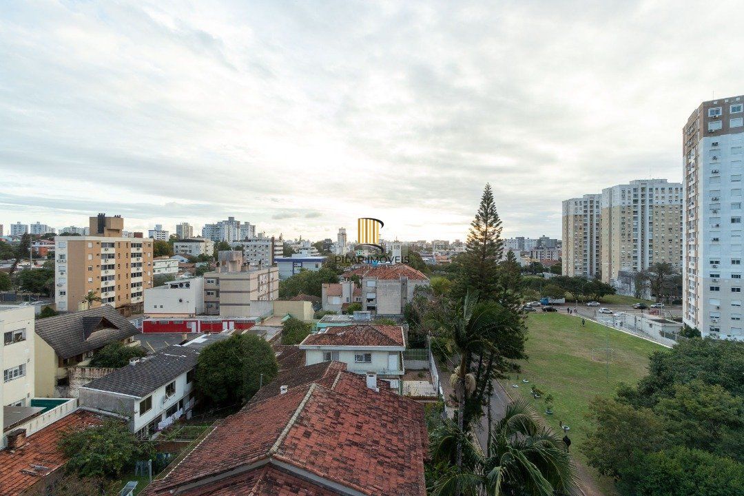 Cobertura para Venda - 247.08m², 3 dormitórios, sendo 1 suites, 2 vagas - Vila Ipiranga