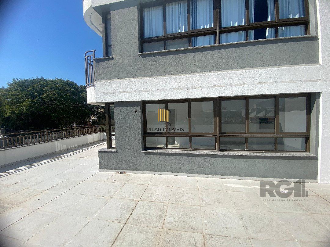 Loft com terraço privativo em L, possui 1 dormitório